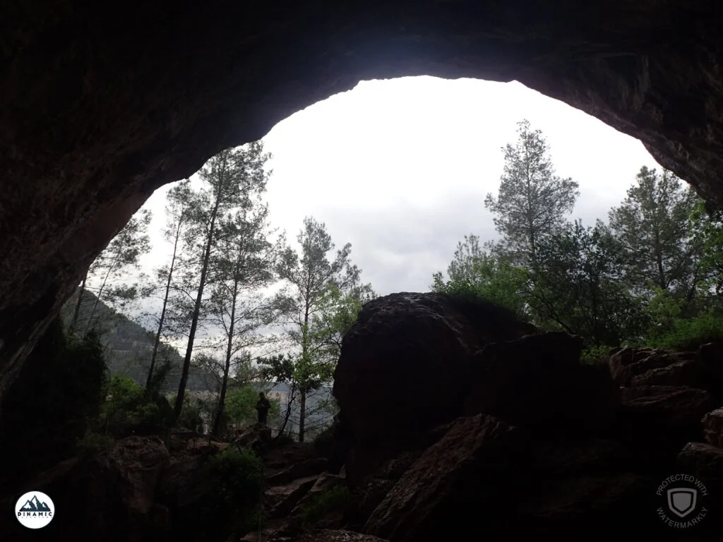 La Cueva Negra, Senderismo en Montanejos